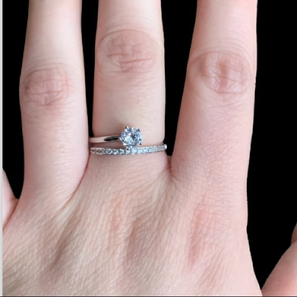 STERLING SILVER WHITE TOPAZ ADJUSTABLE WRAP RING - Picture 4 of 10